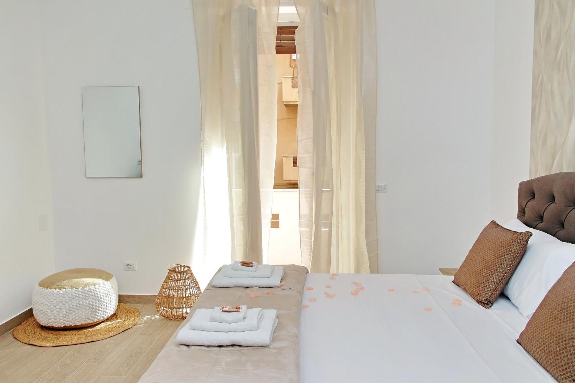 White Wood House Apartment